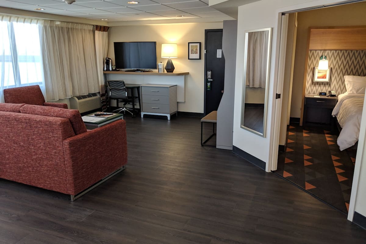 1 bedroom, desk, laptop workspace, blackout curtains