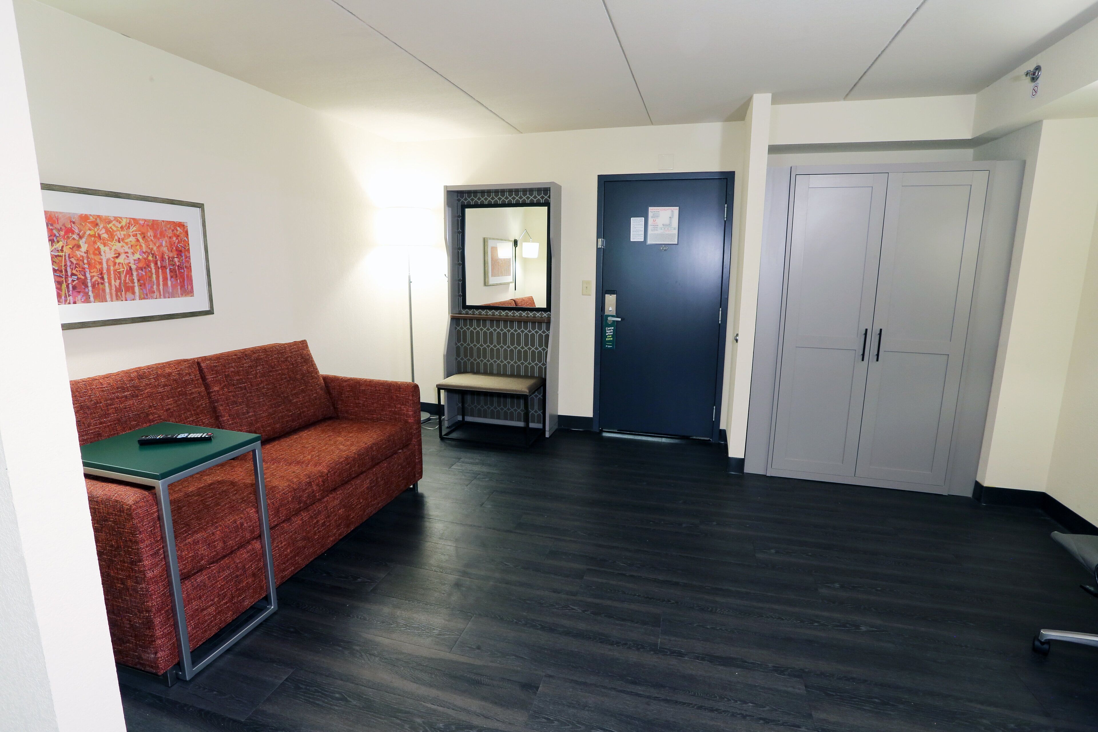 1 bedroom, desk, laptop workspace, blackout curtains