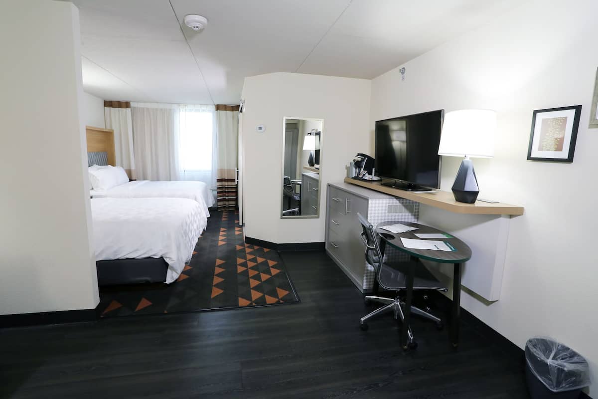 1 bedroom, desk, laptop workspace, blackout curtains