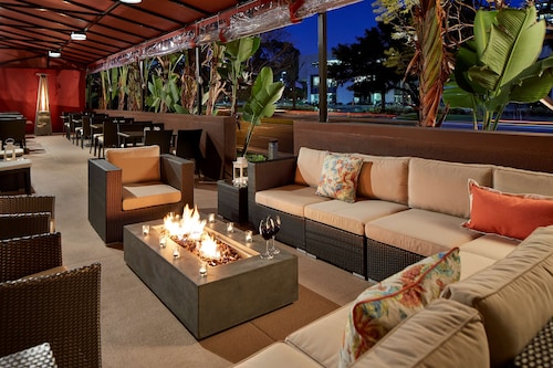 DoubleTree by Hilton LAX - El Segundo