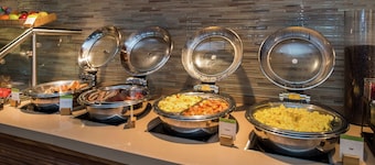 DoubleTree by Hilton LAX - El Segundo