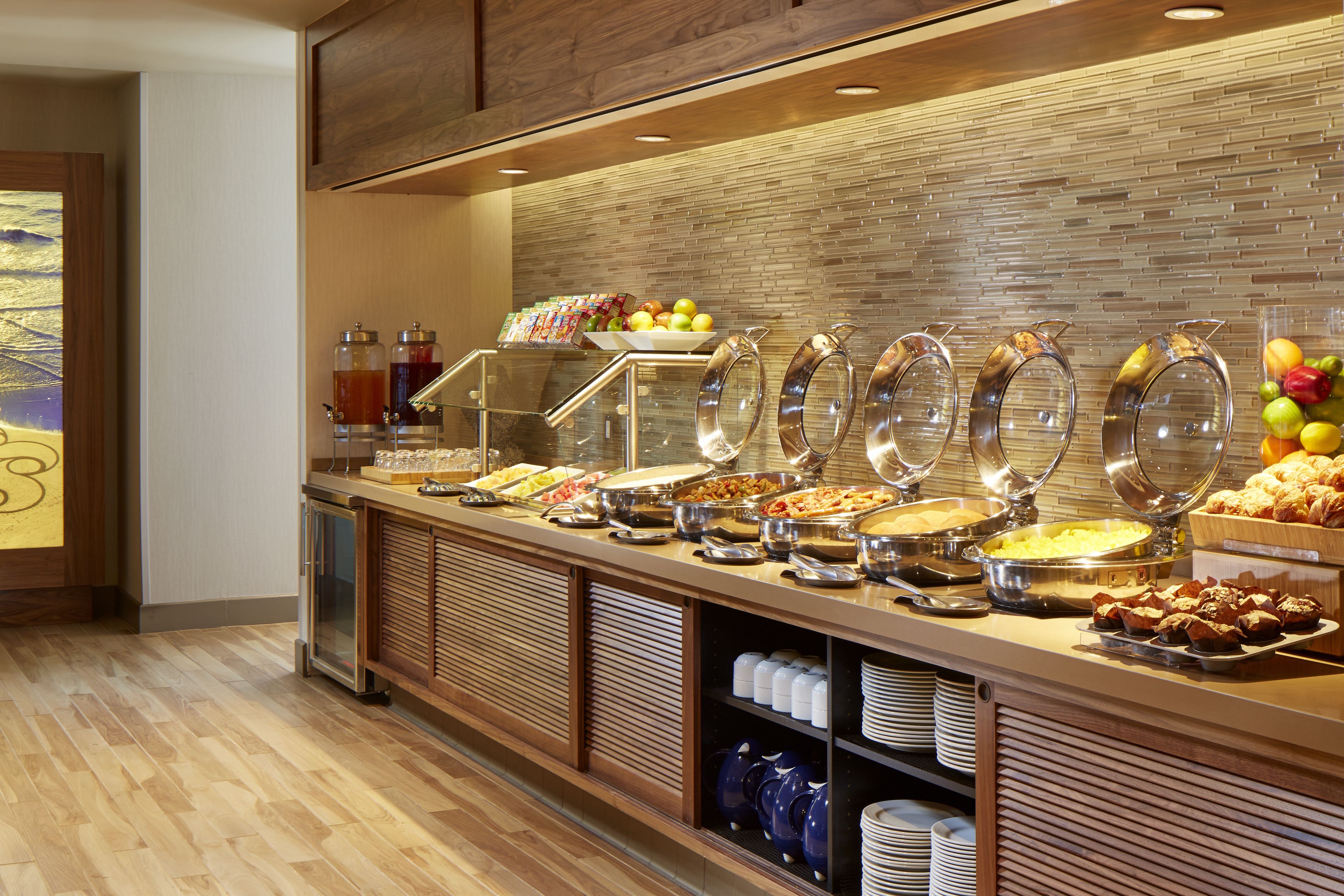 Desayuno buffet todos los días (con cargo) 