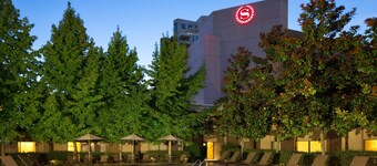 Sheraton Vancouver Airport Hotel
