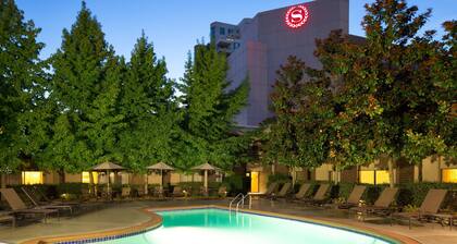 Sheraton Vancouver Airport Hotel