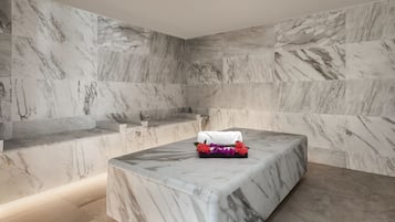 Couples treatment room(s), sauna, hot tub, steam room, body treatments