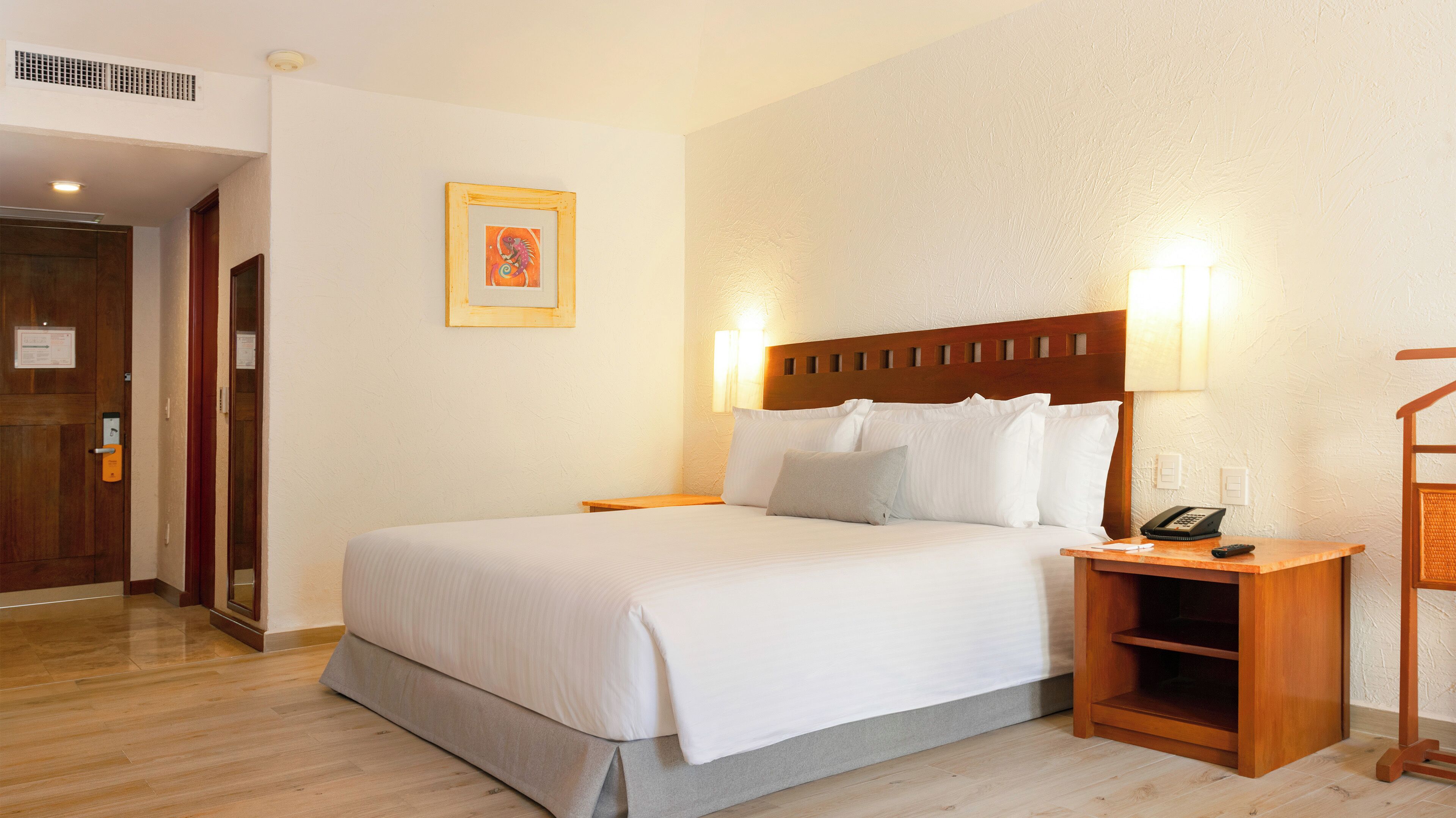 Camino Real Club King Buffet Breakfast Included Adults Only | Équipements de la chambre