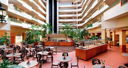 Embassy Suites by Hilton Greensboro Airport