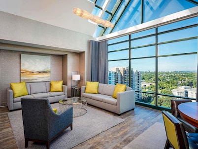 Novotel Toronto North York