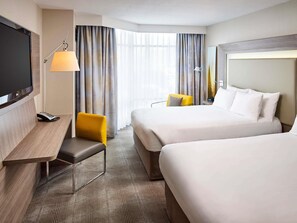 Executive Room, 2 Double Beds | Premium bedding, down comforters, in-room safe, desk - Novotel Toronto North York (Toronto)