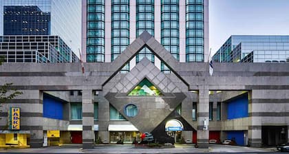 Novotel Toronto North York