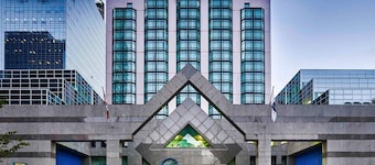 Novotel Toronto North York