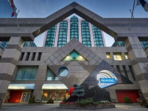 Exterior - Novotel Toronto North York (Toronto)