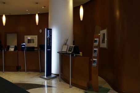 Novotel Toronto North York - Image 15