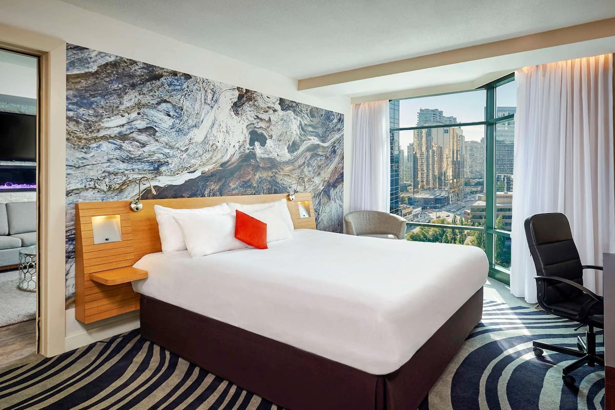 Suite, 1 cama King size | Ropa de cama de alta calidad y edredón