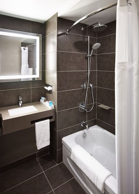 Novotel Toronto North York - Image 5