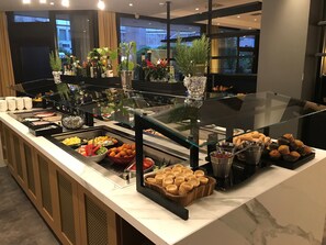 Mittagessen und Abendessen