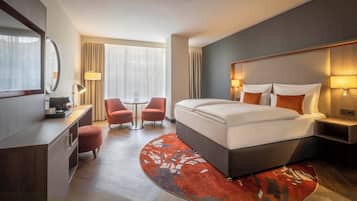 Hochwertige Bettwaren, Zimmersafe, Verdunkelungsvorhänge