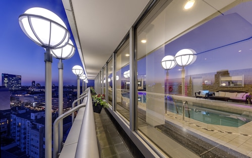 杜塞道夫市中心克萊頓飯店