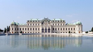 A large, historic building with a symmetrical facade, large windows, and a central entrance. - Hotel Mercure Wien Zentrum (Vienna)