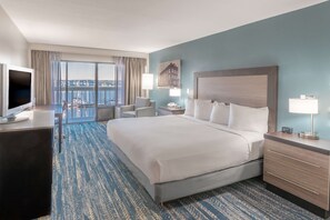 Premium bedding, down comforters, pillowtop beds, in-room safe - DoubleTree by Hilton New Bern Riverfront (New Bern)