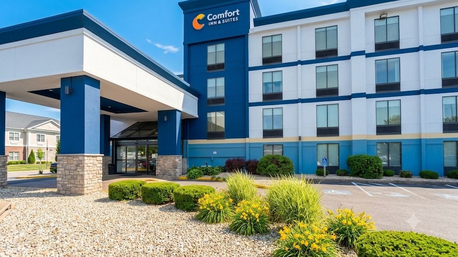 Comfort Inn & Suites Danbury-Bethel