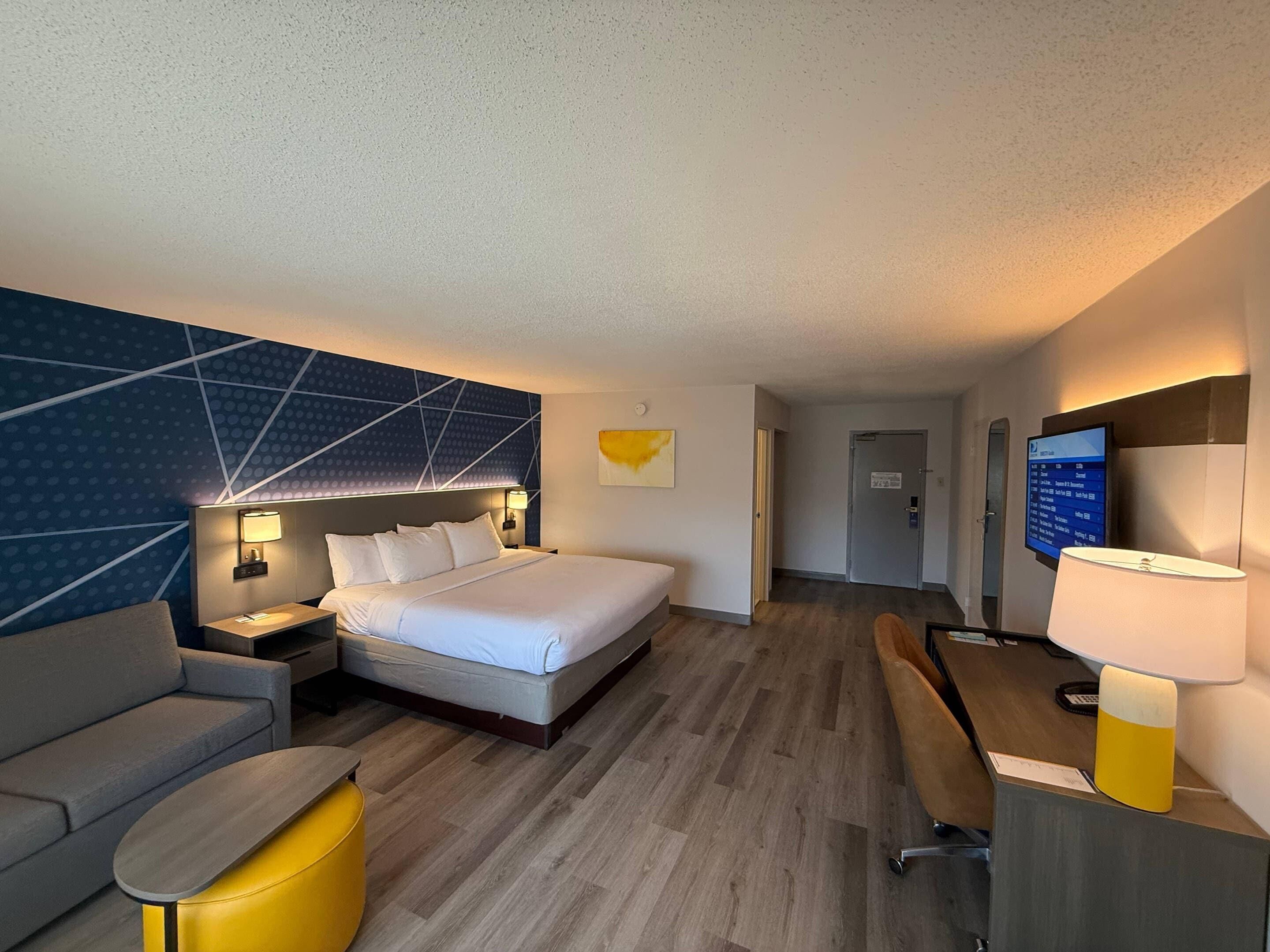 Chambre Standard, 1 très grand lit et 1 canapé-lit, non-fumeur