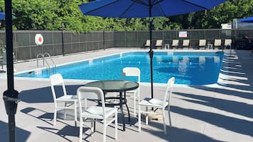 Seasonal outdoor pool