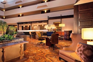 Lobby lounge