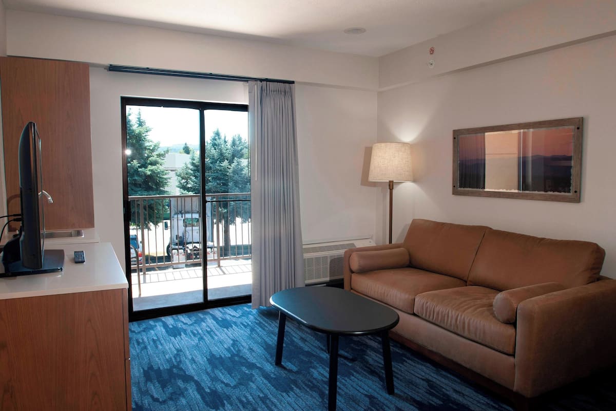 1 bedroom, desk, laptop workspace, iron/ironing board