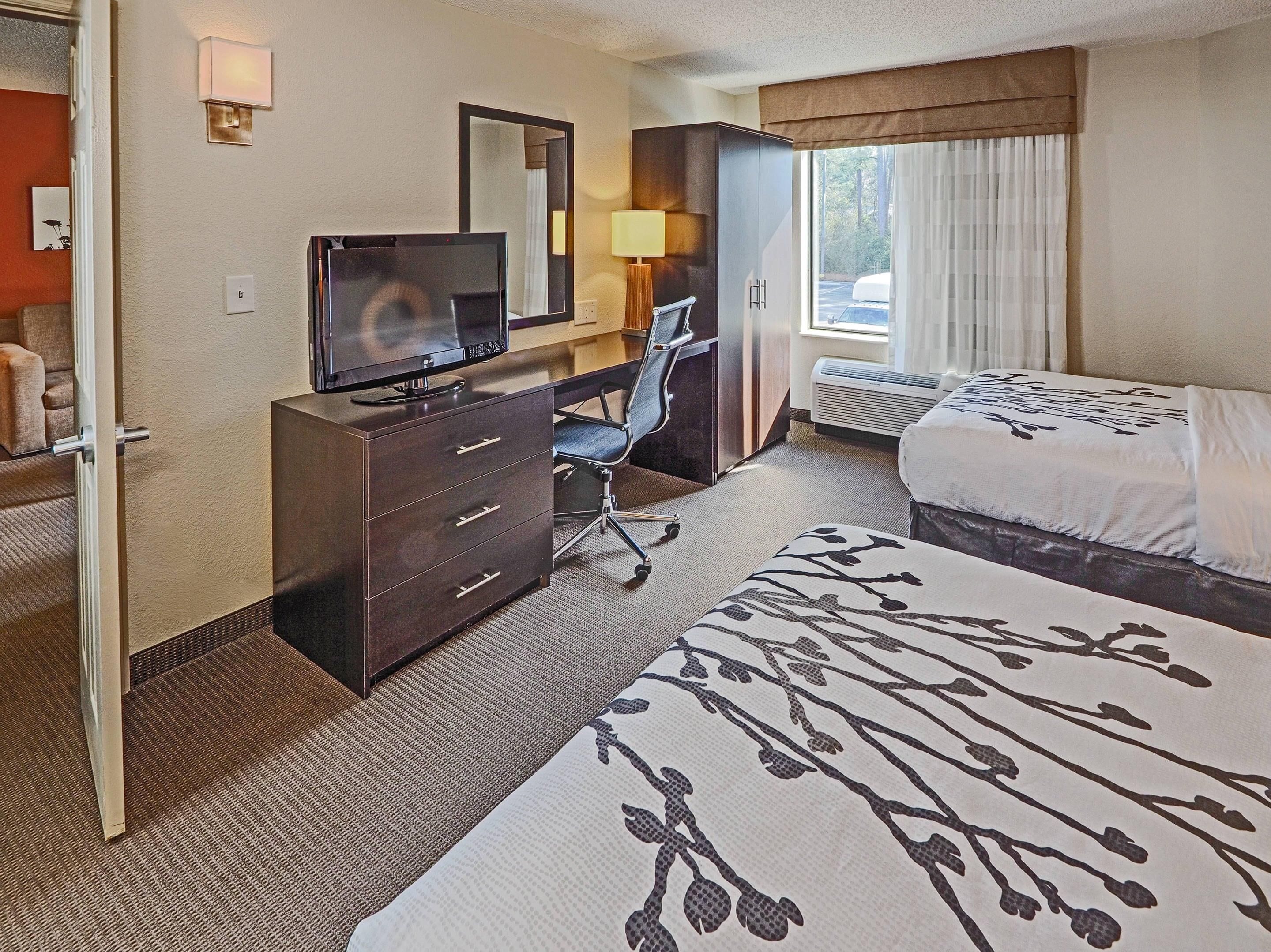 suite, multiple beds, non smoking | 1 bedroom, in-room safe, soundproofing, iron/ironing board