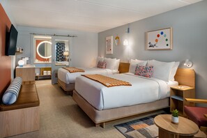 1 ห้องนอน, เครื่องนอนระดับพรีเมียม, เตียงเมมโมรีโฟม, โต๊ะทำงาน