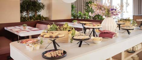 Daily buffet breakfast (EUR 28 per person)