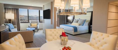 Premium bedding, pillowtop beds, in-room safe, desk