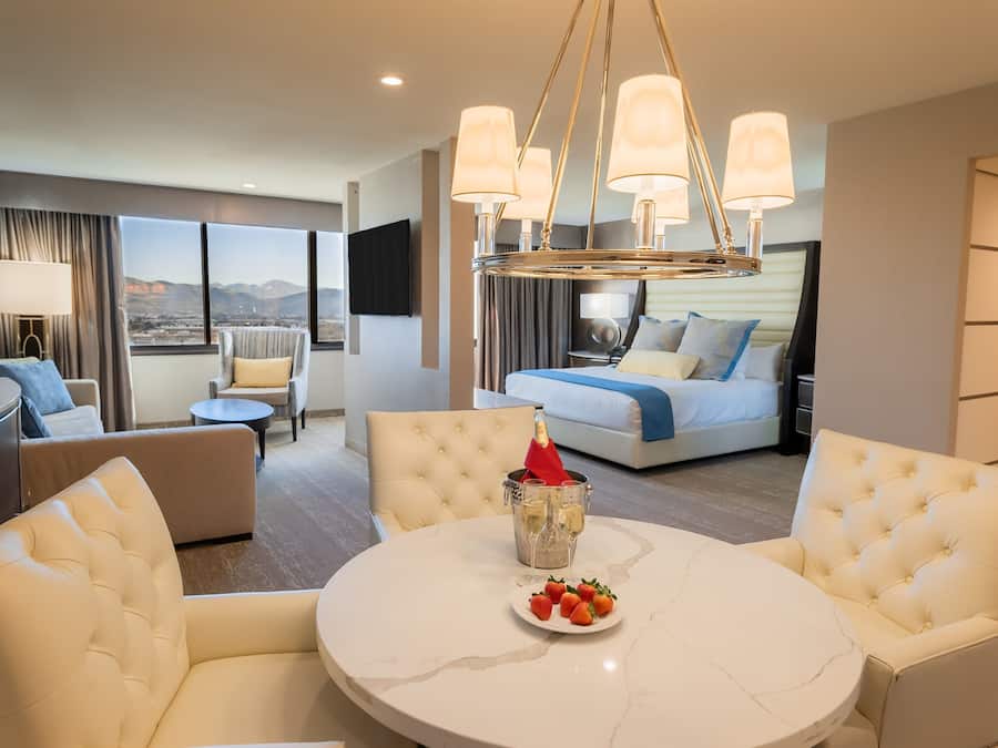 Premium bedding, pillowtop beds, in-room safe, desk