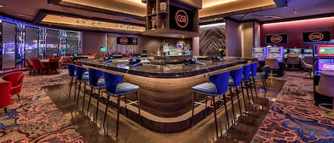 3 baaria, allasbaari