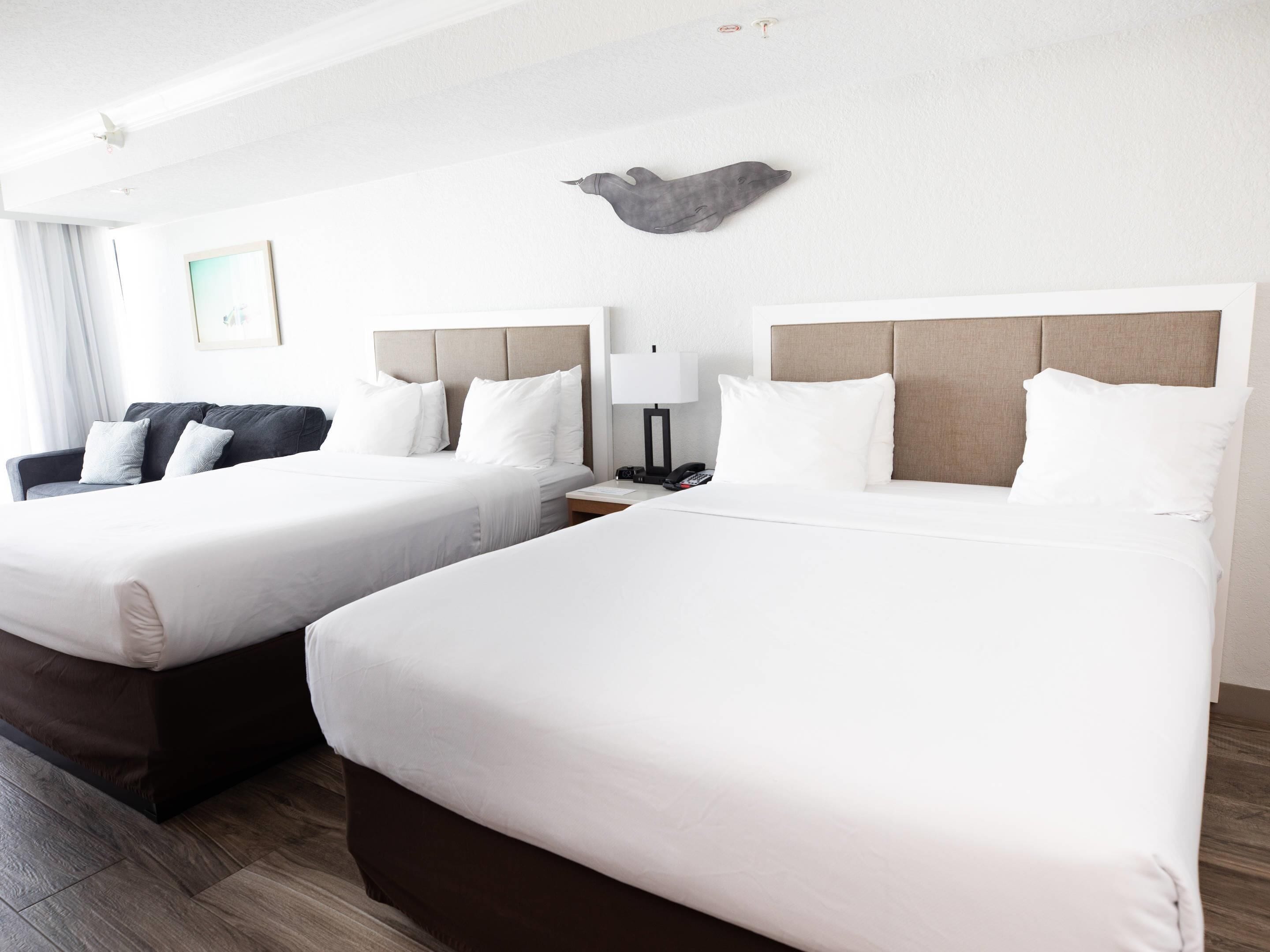 2 Queen Beds, Poolside Room, Accessible, No Smoking