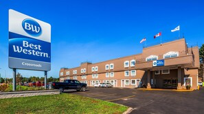 Exterior - Best Western Thunder Bay Crossroads (Thunder Bay)