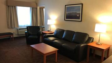 Suite, 1 King Bed with Sofa bed, Non Smoking, Refrigerator & Microwave (with Sofabed)