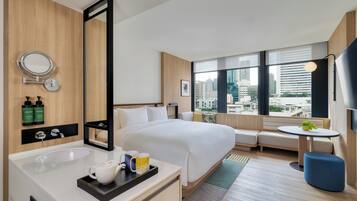 1 bedroom, minibar, in-room safe, desk