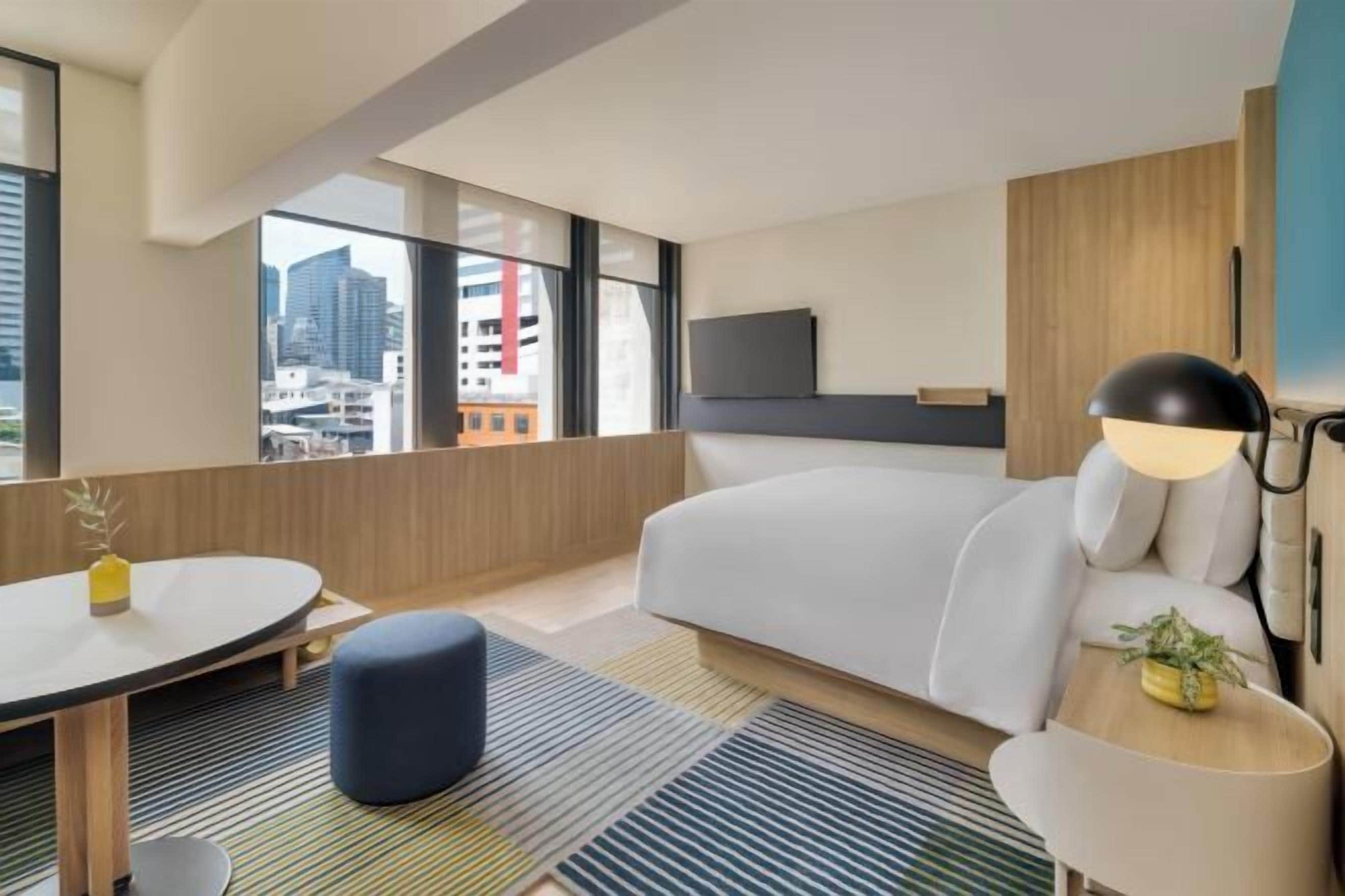 미니바, 객실 내 금고, 책상, 암막 커튼