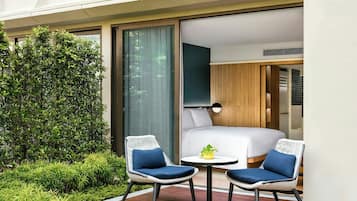 Suite, 1 Bedroom, Balcony, Courtyard View | Minibar, in-room safe, desk, blackout drapes