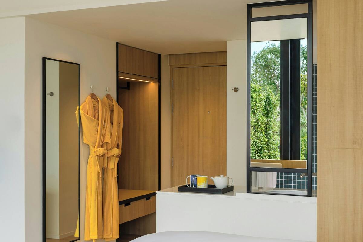 Room amenity
