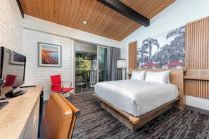 Chambre, 1 grand lit, non-fumeur | Coffre-fort, bureau, fer et planche à repasser, lit de bébé (gratuit)