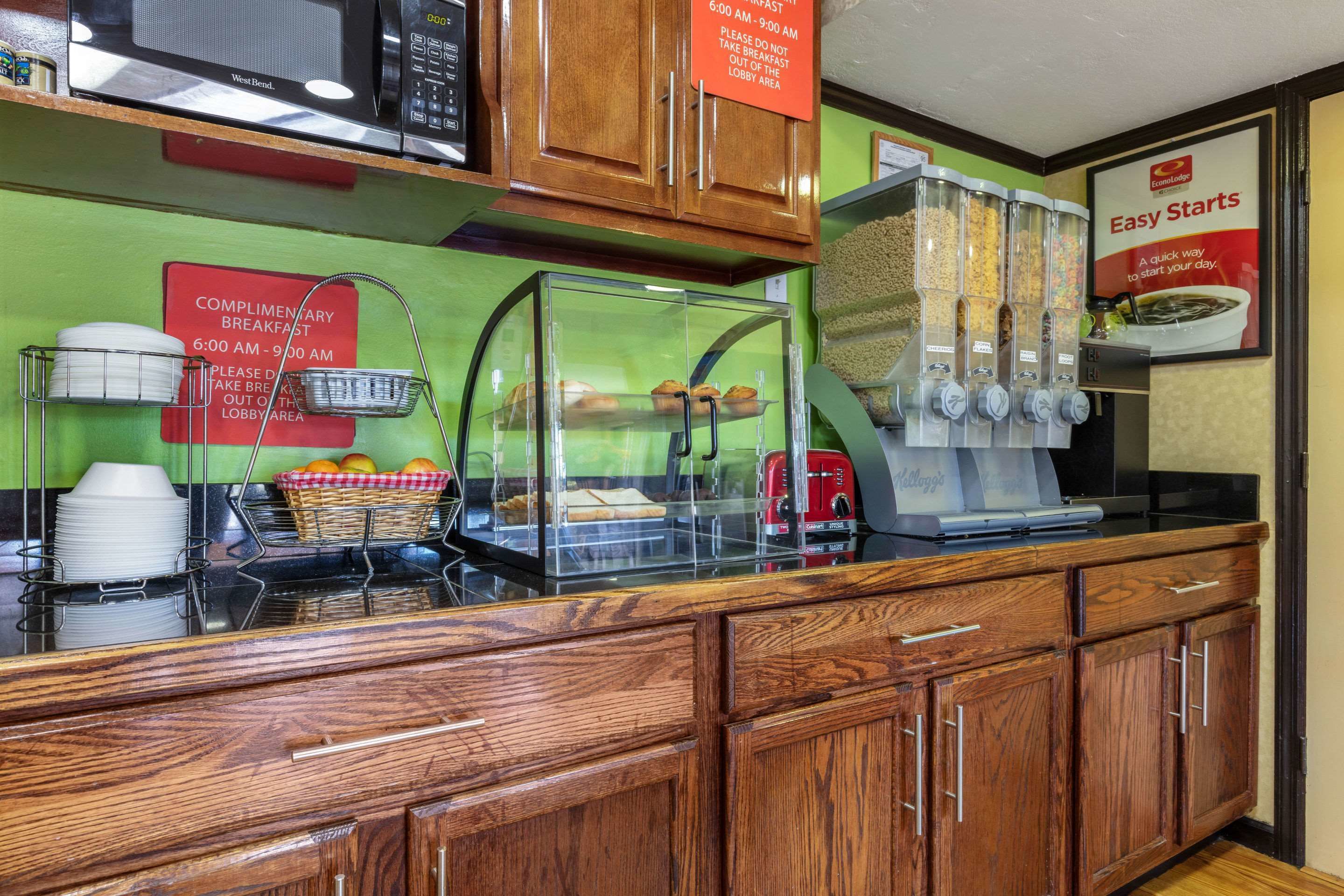 Photo - Econo Lodge Nashville near Percy Priest Lake