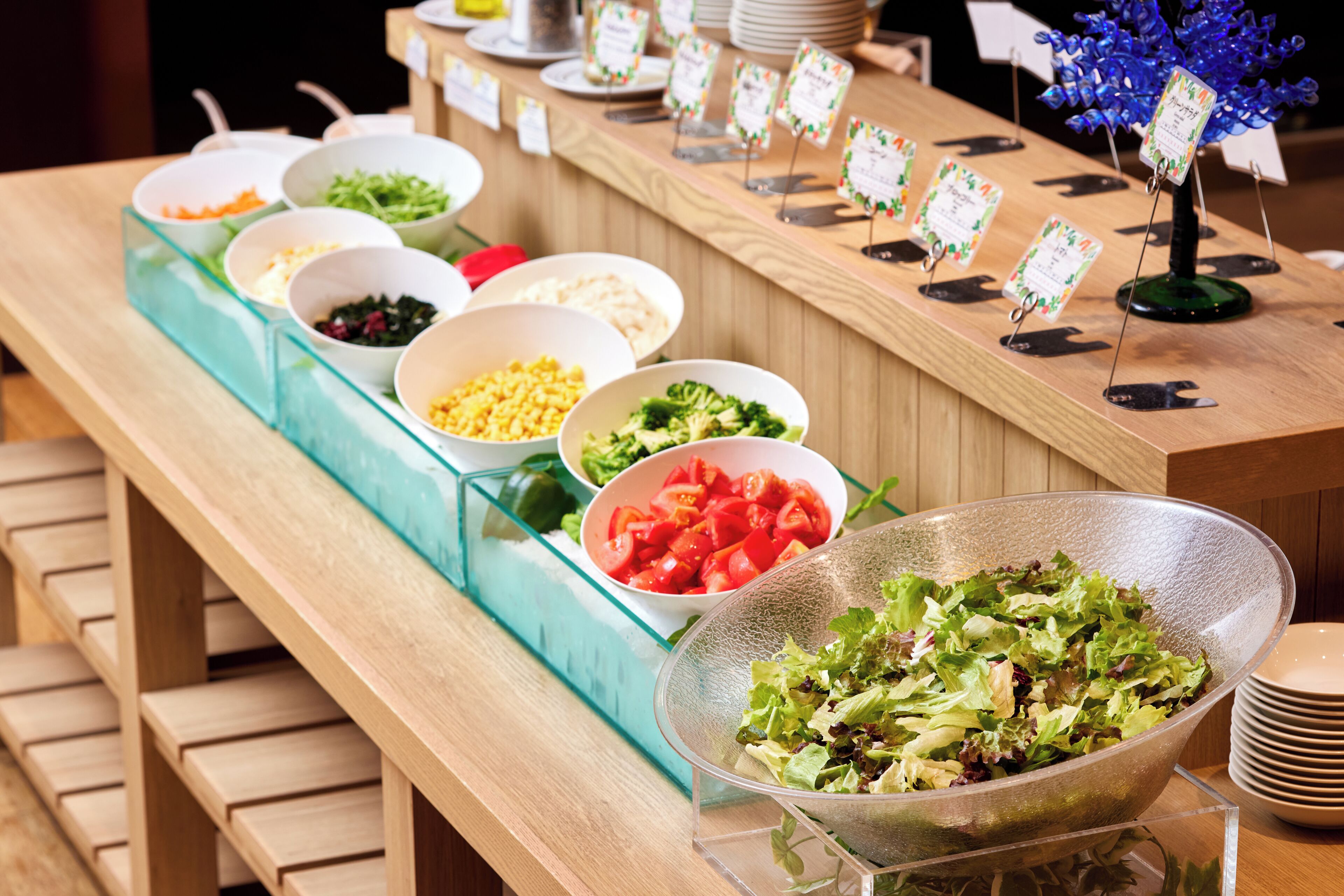 Daily buffet breakfast for a fee
