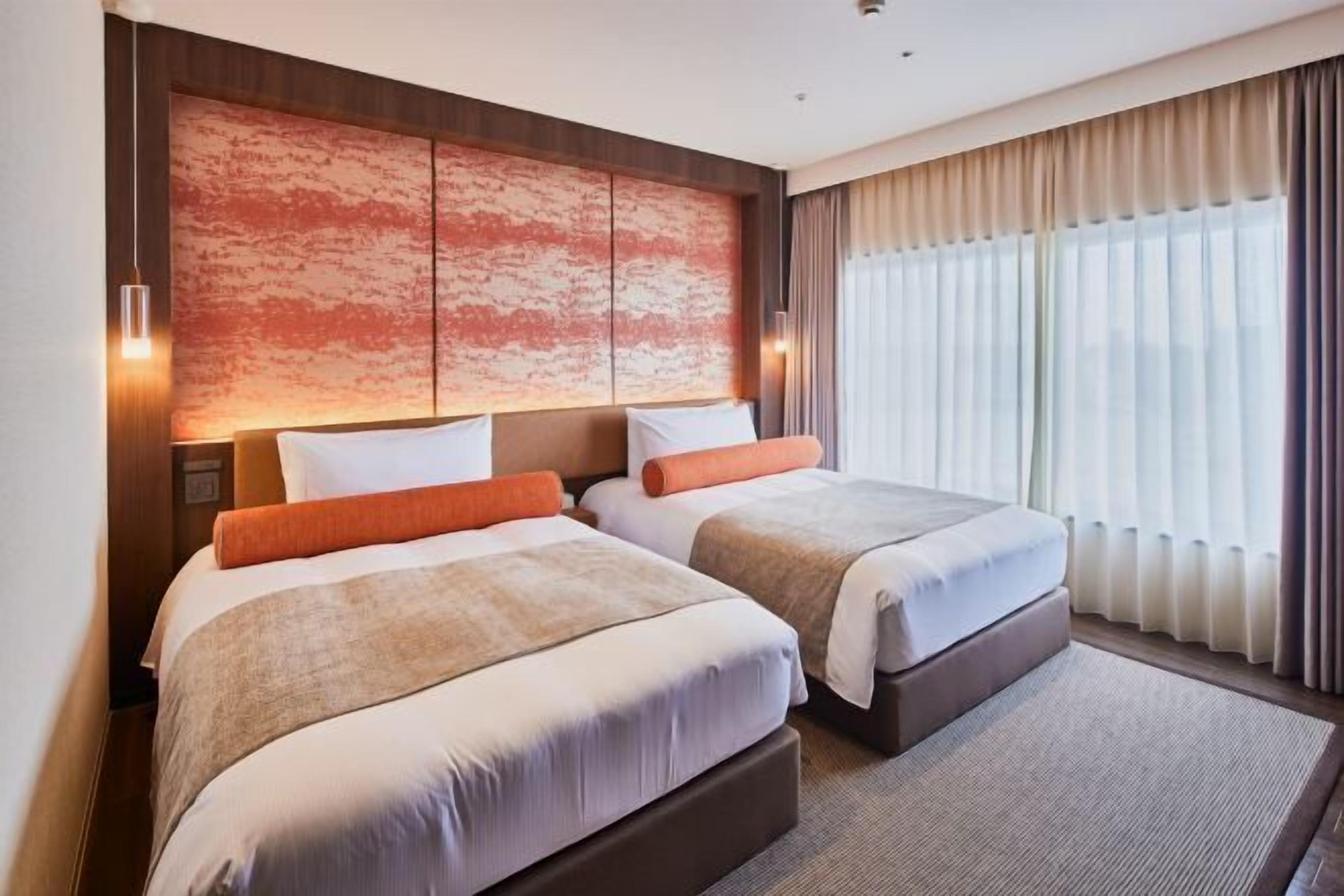 Down comforters, in-room safe, individually decorated