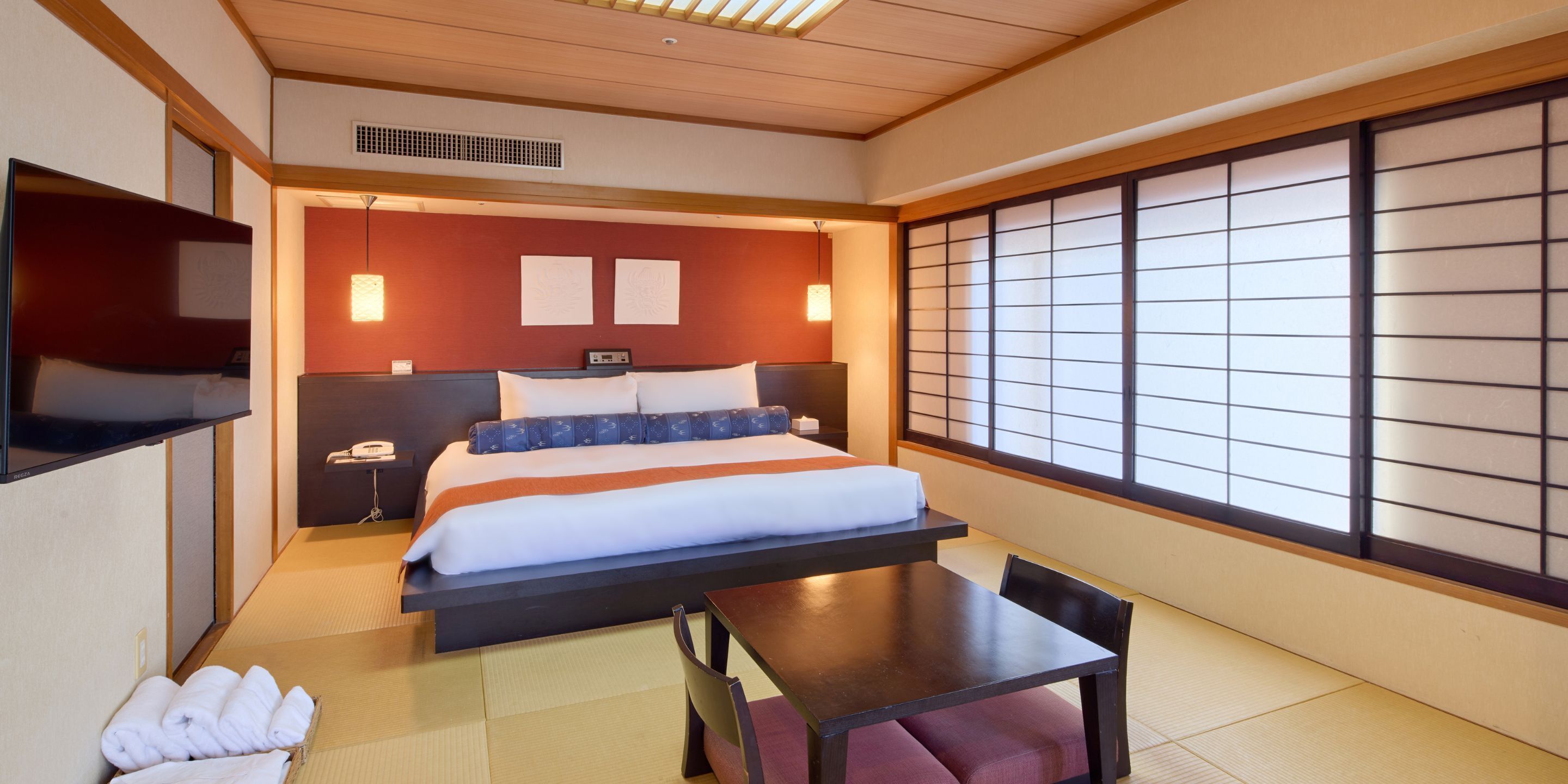 豪華雙人房, 非吸煙房 (Japanese-Style Room - Neo Ryukyu) | 羽絨被、客房內保險箱、書桌、遮光布/窗簾