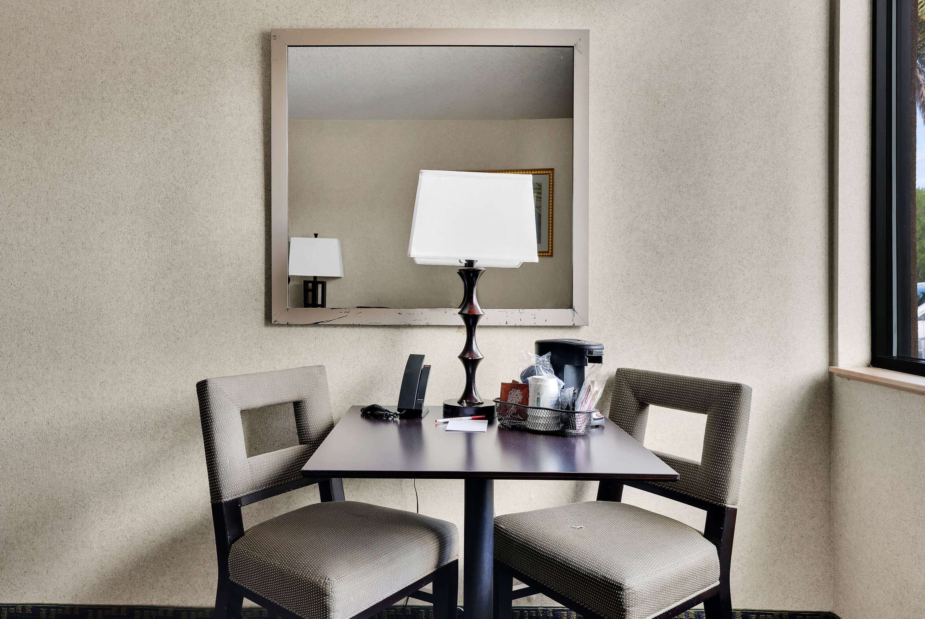 Photo - Ramada by Wyndham Jacksonville I-95 by Butler Blvd