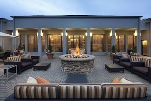 Terrace/patio - Courtyard by Marriott Atlanta Marietta/I-75 North (Marietta)