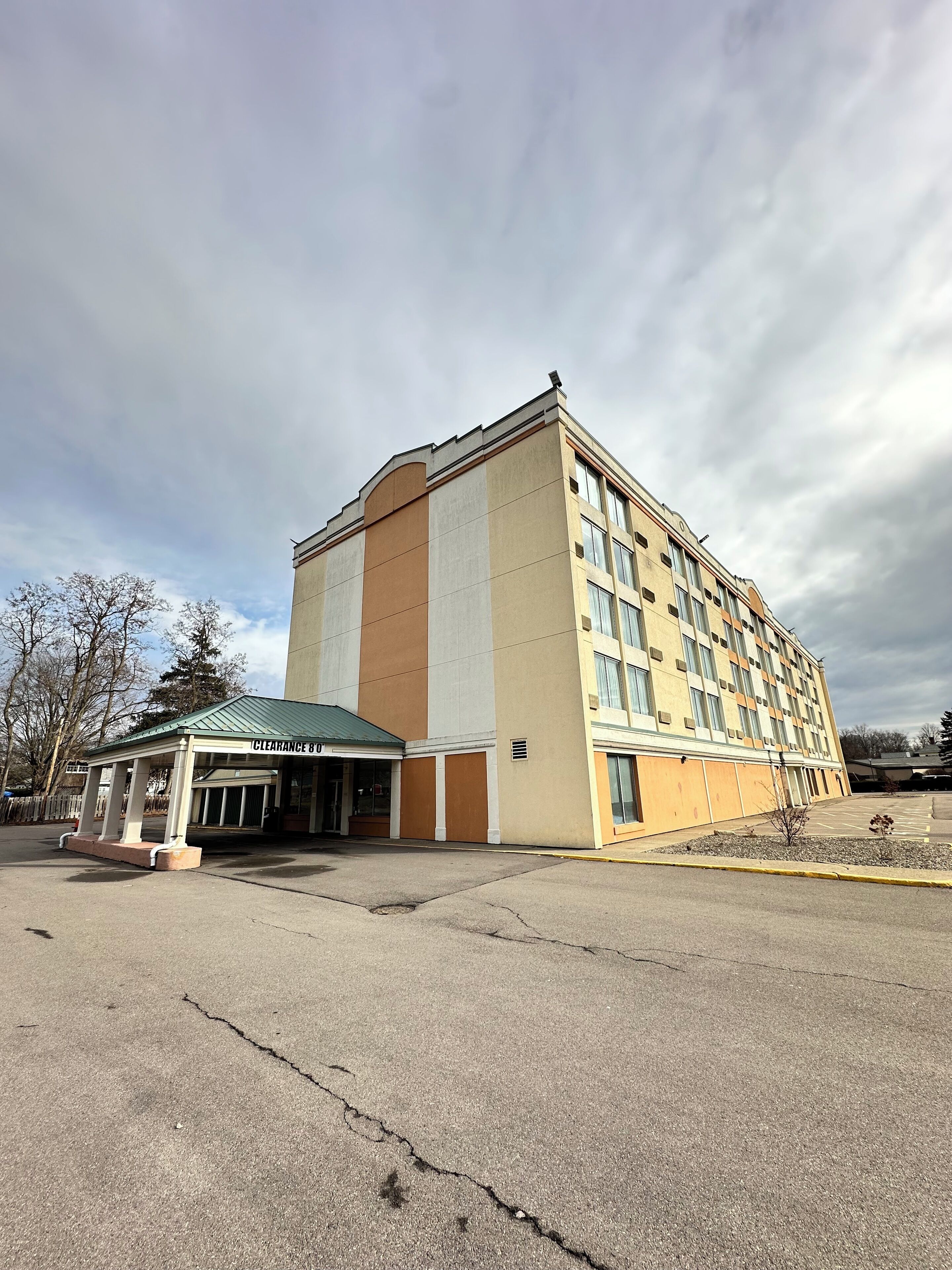 Fachada de la propiedad